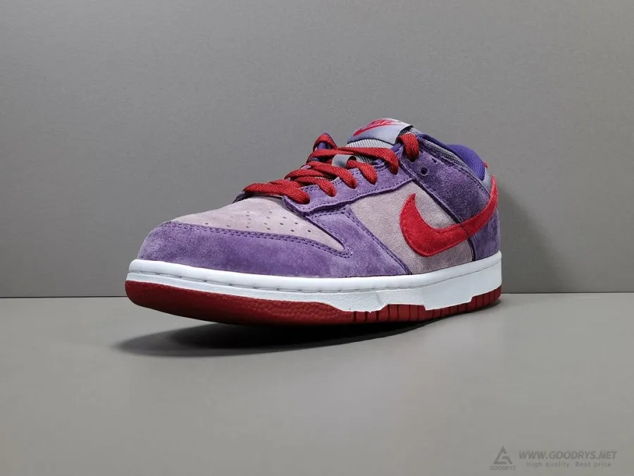 Dunk Low Plum