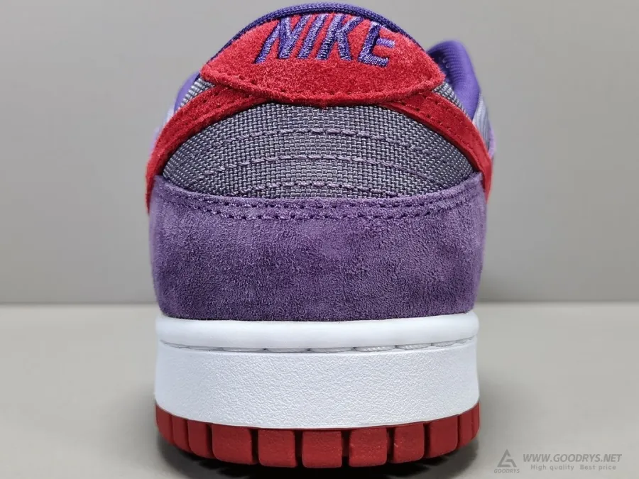 Dunk Low Plum