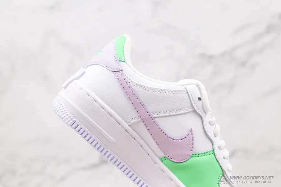 Nike Air Force 1 Infinite Lilac