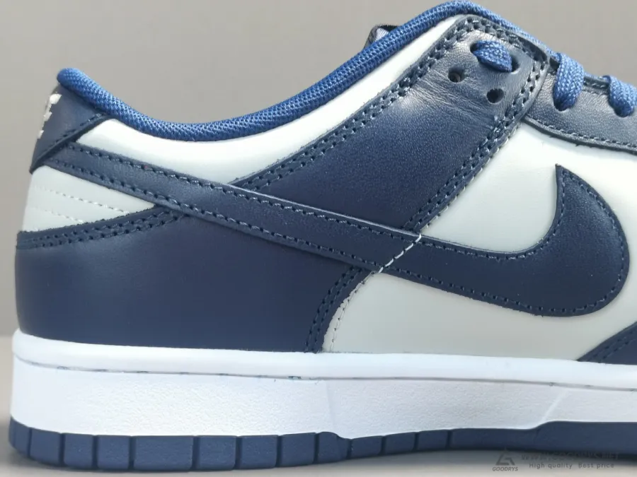 Dunk Low Georgetown