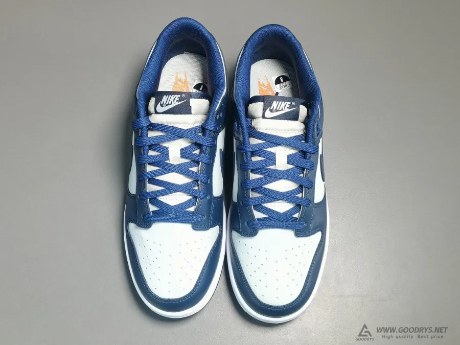 Dunk Low Georgetown