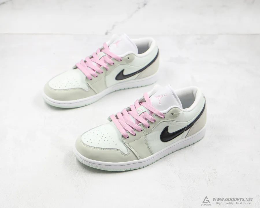 Wmns Air Jordan 1 Low Se Barely Green 