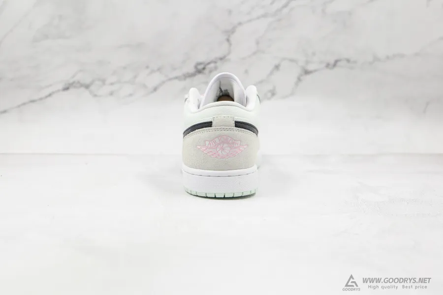 Wmns Air Jordan 1 Low Se Barely Green 