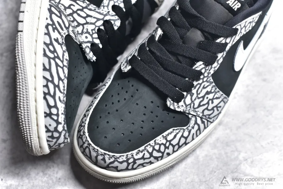 Air Jordan 1 Retro Low Og Black Cement