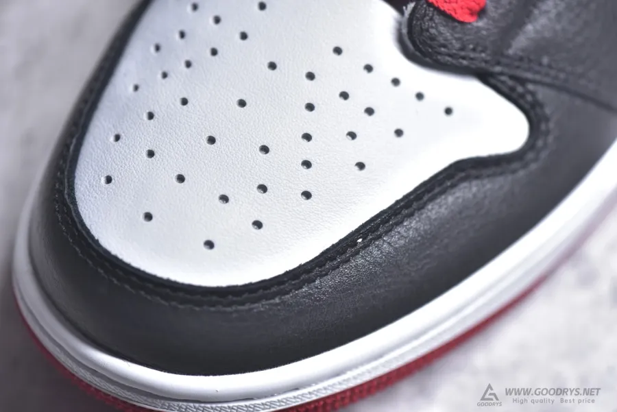 Air Jordan 1 Retro Low Og Black Toe