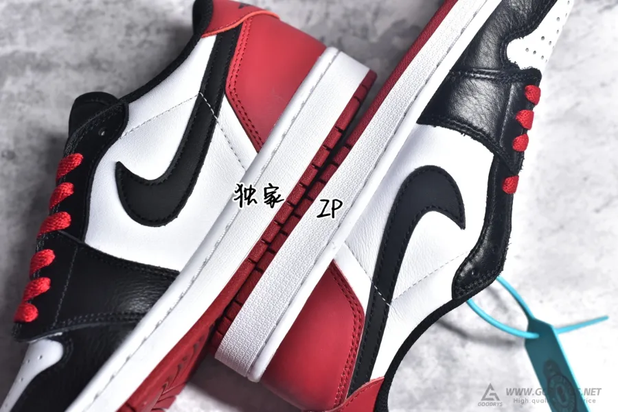 Air Jordan 1 Retro Low Og Black Toe