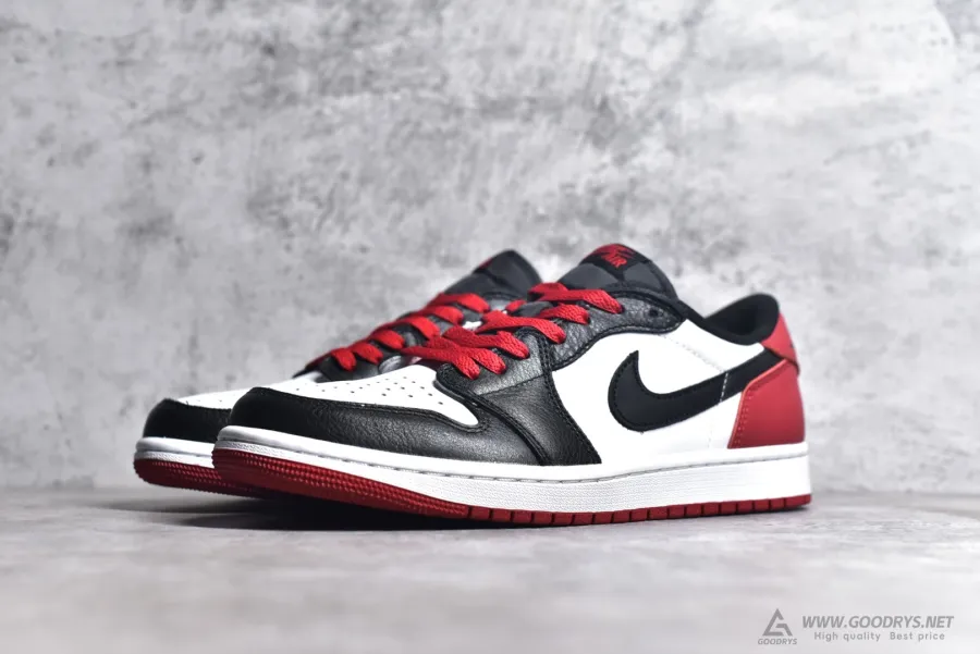 Air Jordan 1 Retro Low Og Black Toe