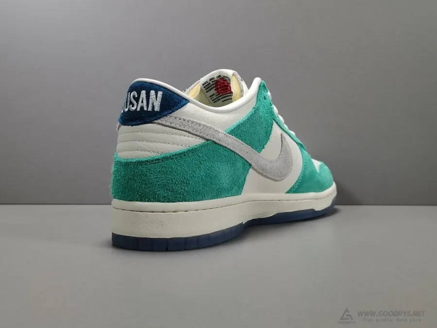 Kasina X Dunk Low Neptune Green