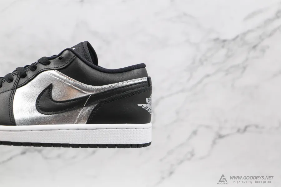 Jordan 1 Silver Toe Low