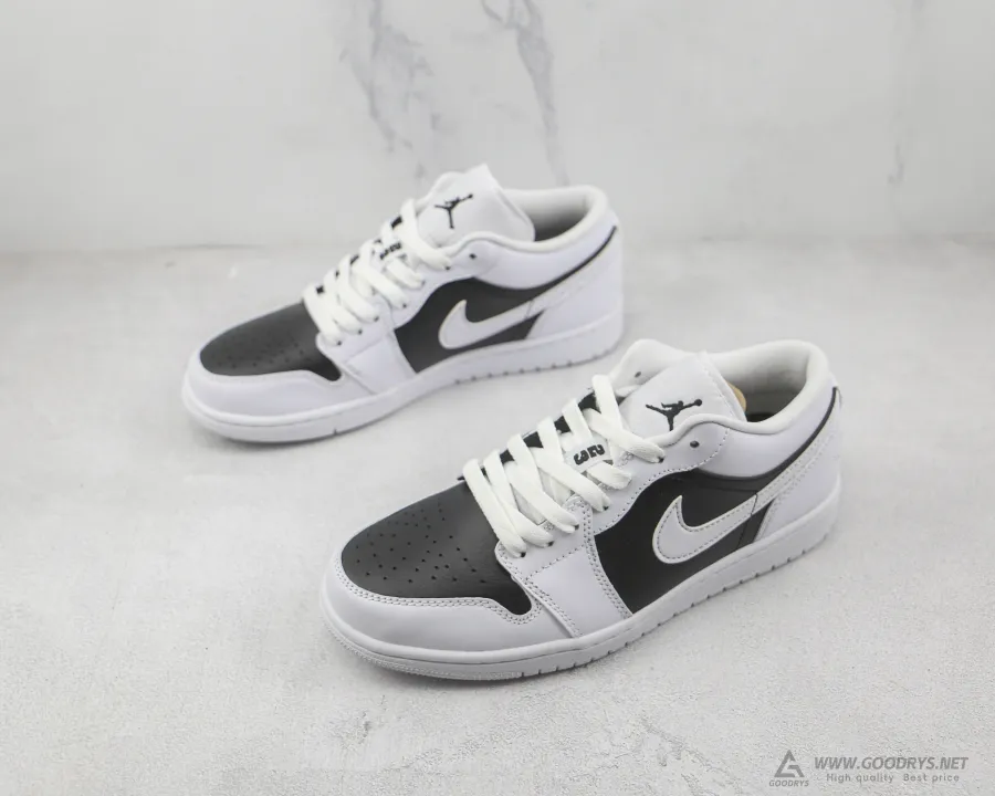 Wmns Air Jordan 1 Low Panda 