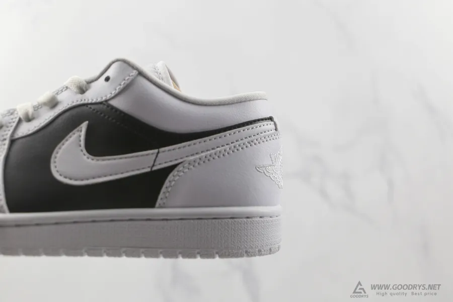 Wmns Air Jordan 1 Low Panda 