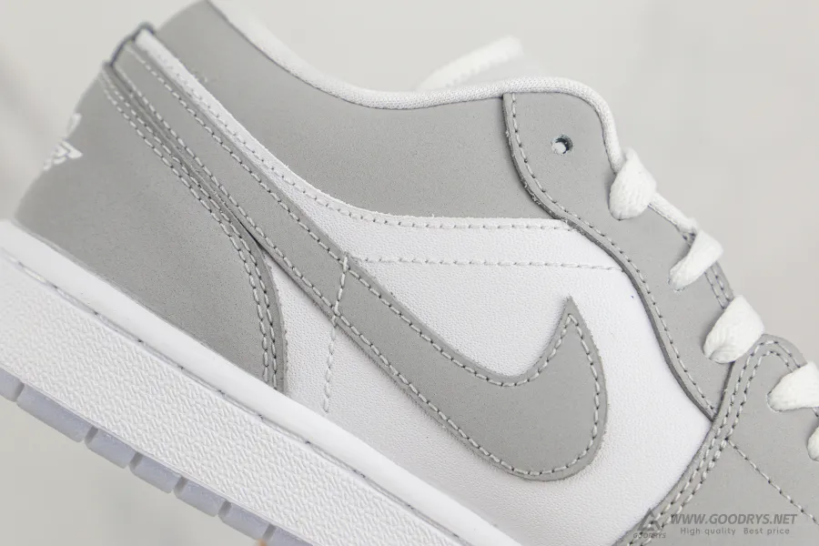 Air Jordan 1 Low Wolf Grey