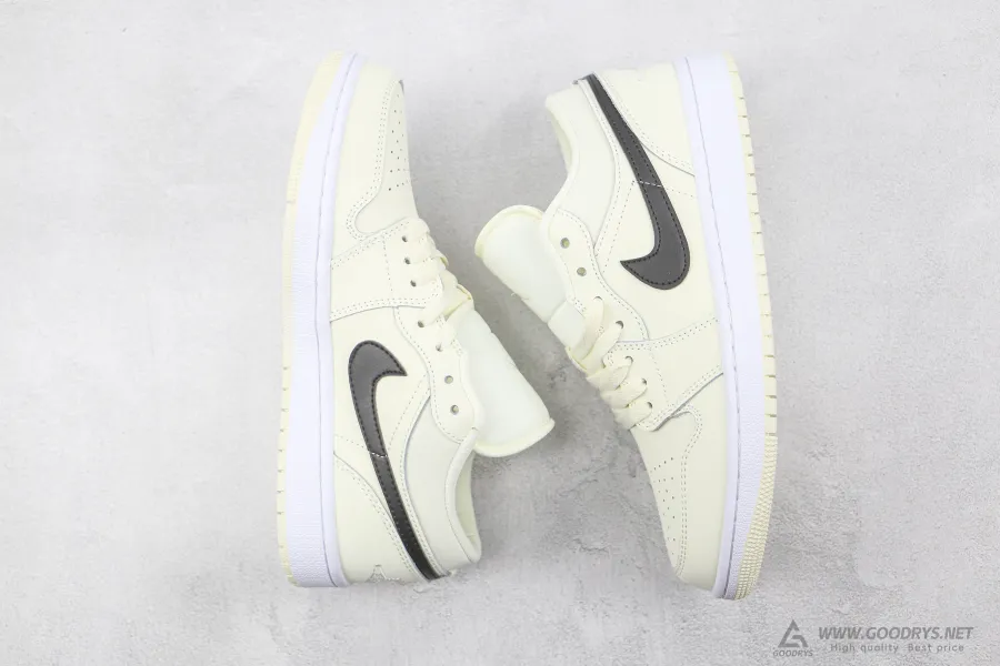 Wmns Air Jordan 1 Low Coconut Milk 