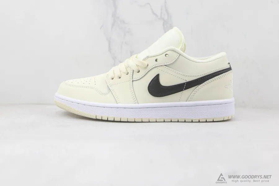 Wmns Air Jordan 1 Low Coconut Milk 