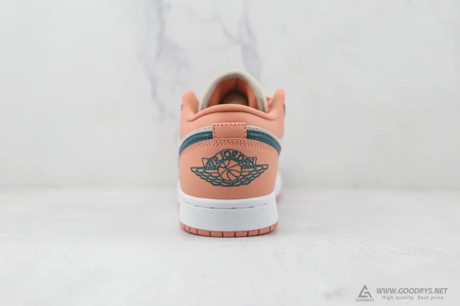 Wmns Air Jordan 1 Low Light Madder Root 