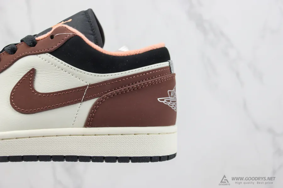 Air Jordan 1 Low Mocha Brown