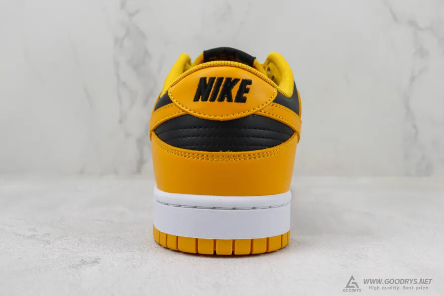 Nike Sb Dunk Low Goldenrod