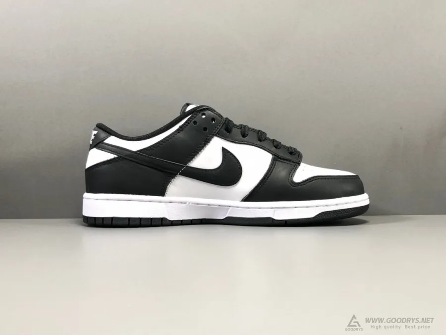 Dunk Low Retro Black White Panda