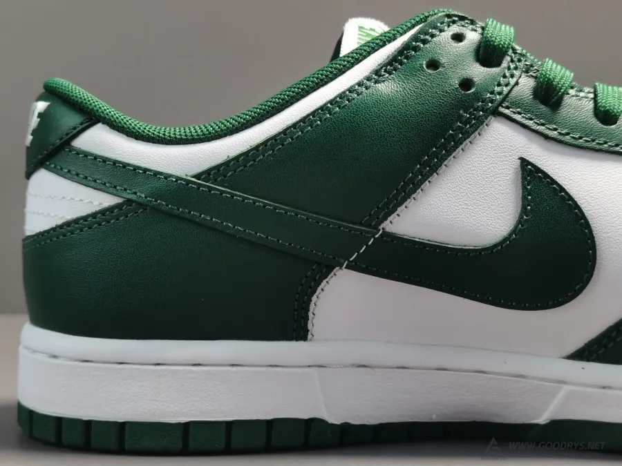 Dunk Low Varsity Green