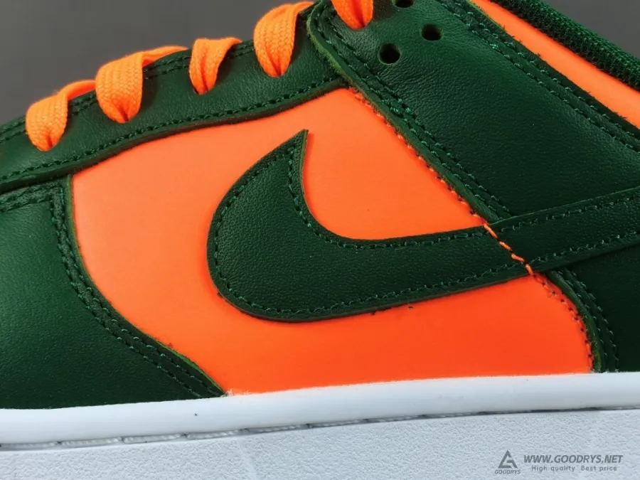 Nike Dunk Low Miami Hurricanes