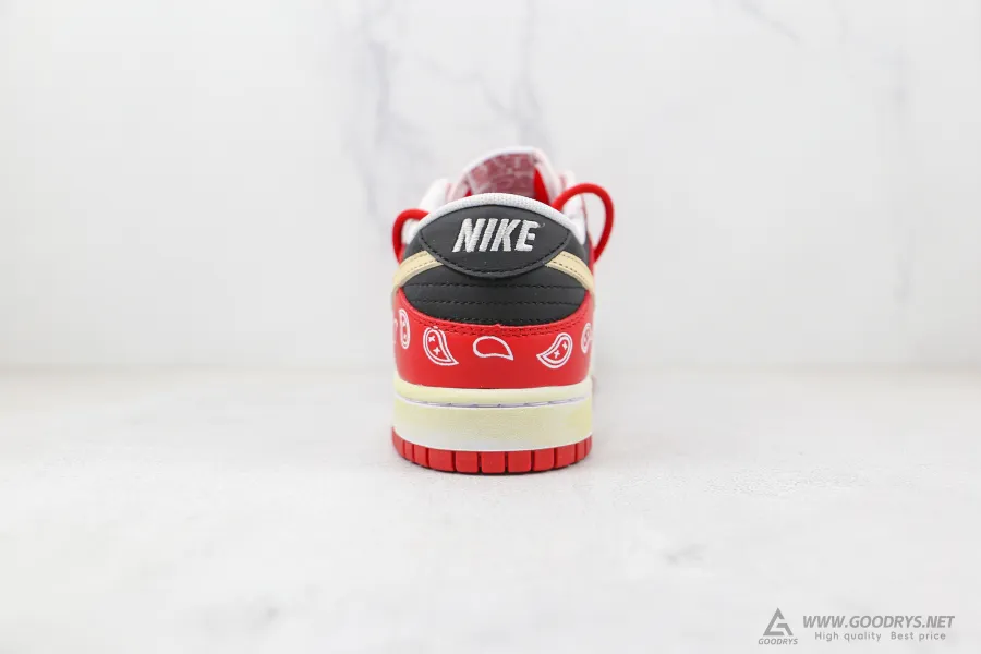 Dunk Low University Red