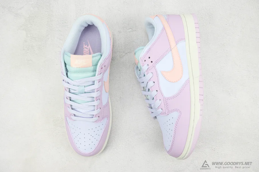 Nike Dunk Low Easter