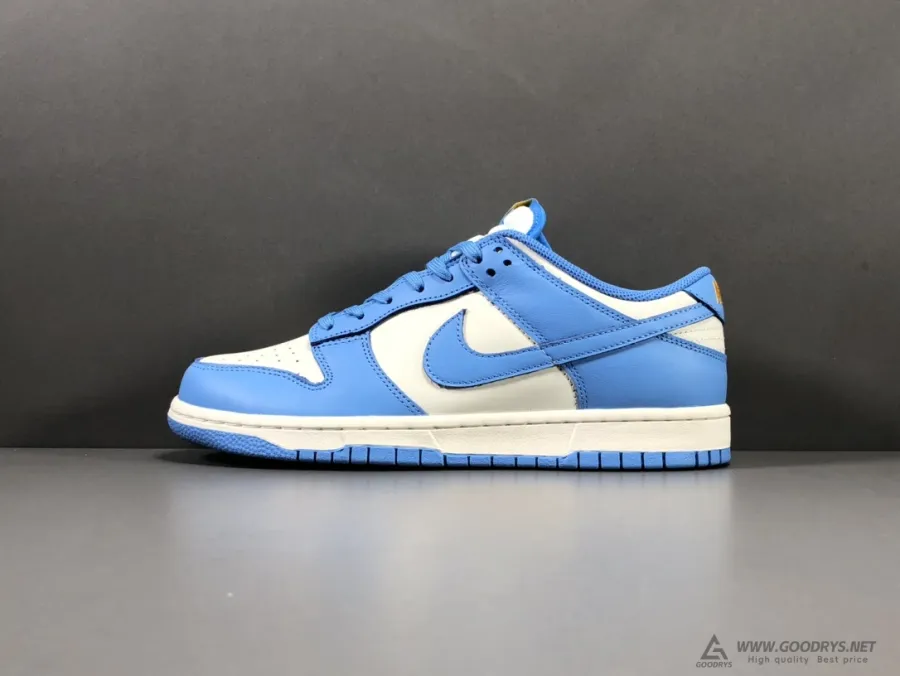 Dunk Low Wmns Coast