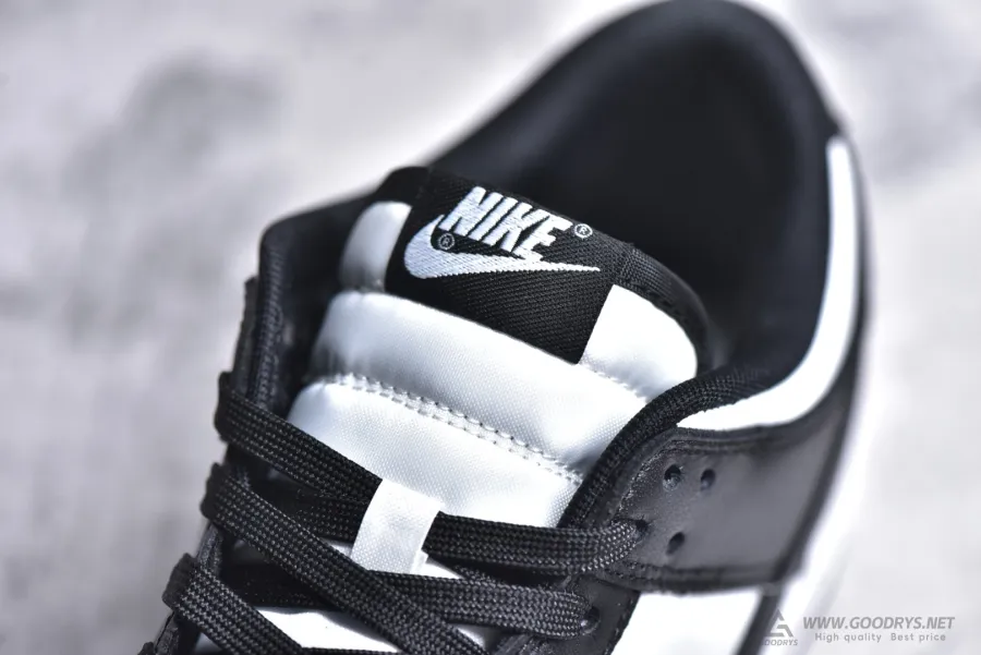 Nike Dunk Low  White-Black Panda  Wmns