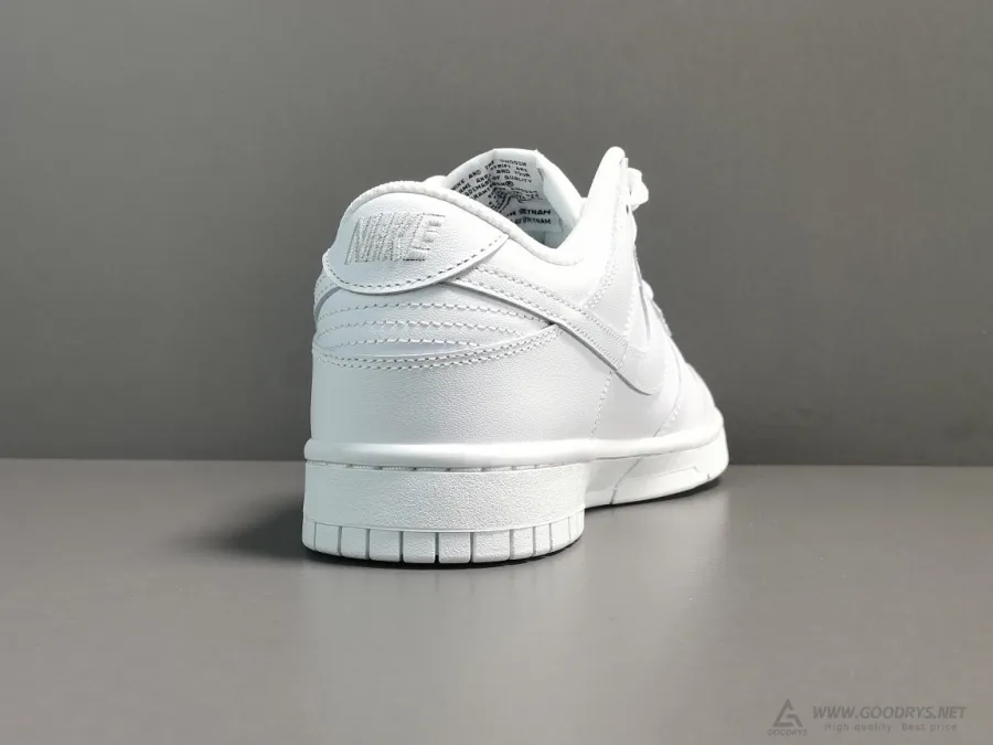 Dunk Low Triple White