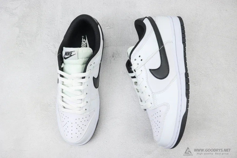 Nike Dunk Low White/Black Wmns