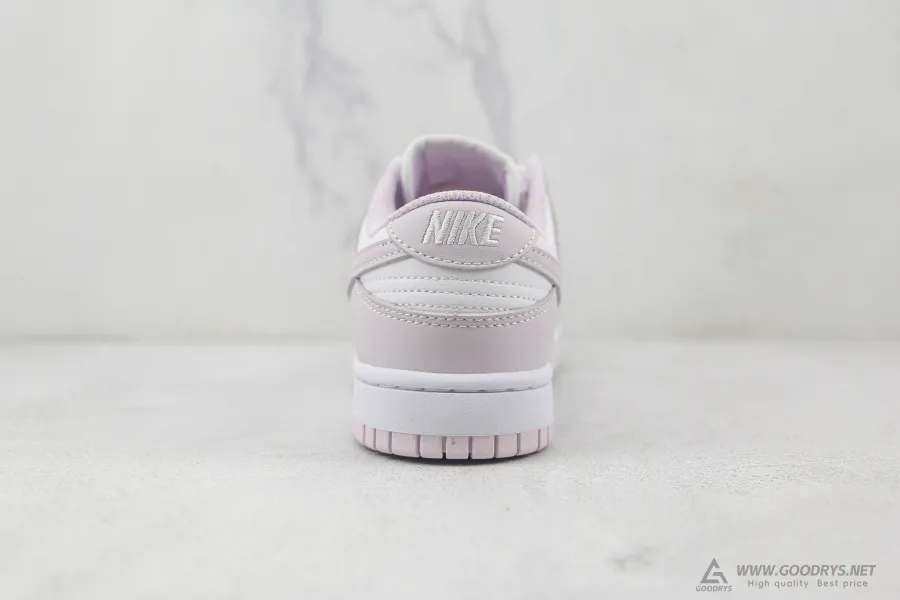 Dunks Low Light Violet