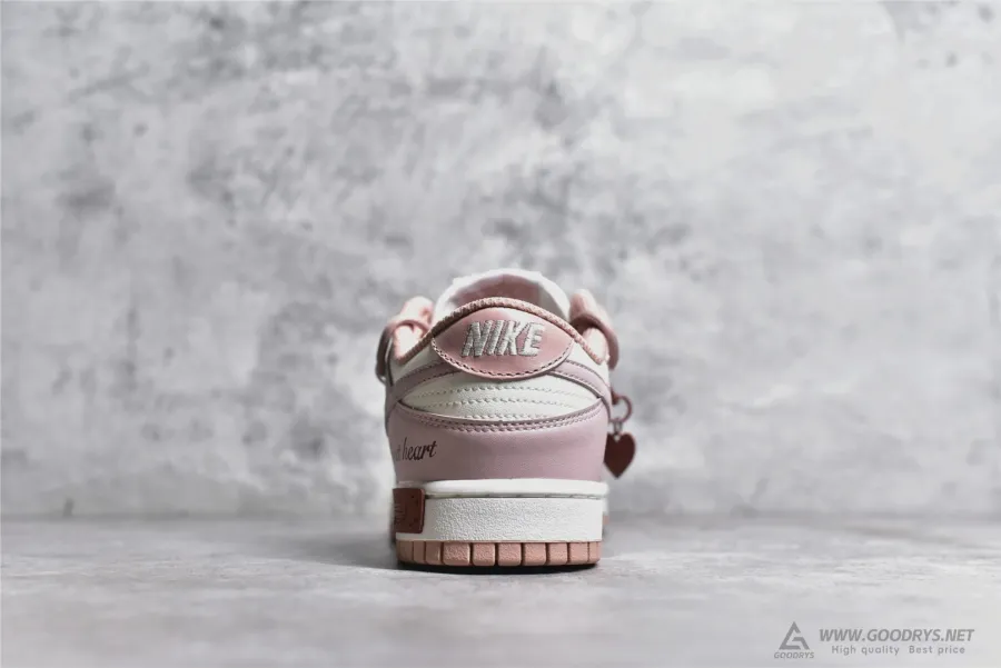 Sb Dunk Low  Rose Whisper