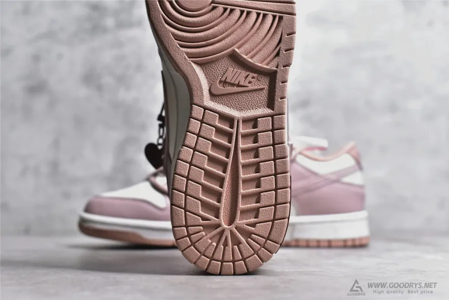 Sb Dunk Low  Rose Whisper