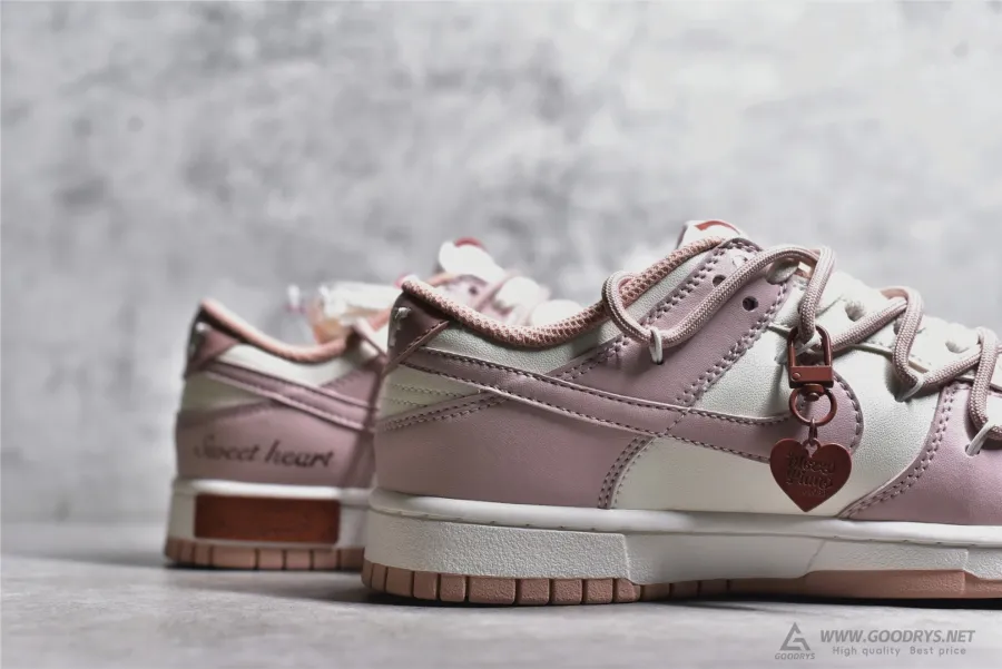 Sb Dunk Low  Rose Whisper