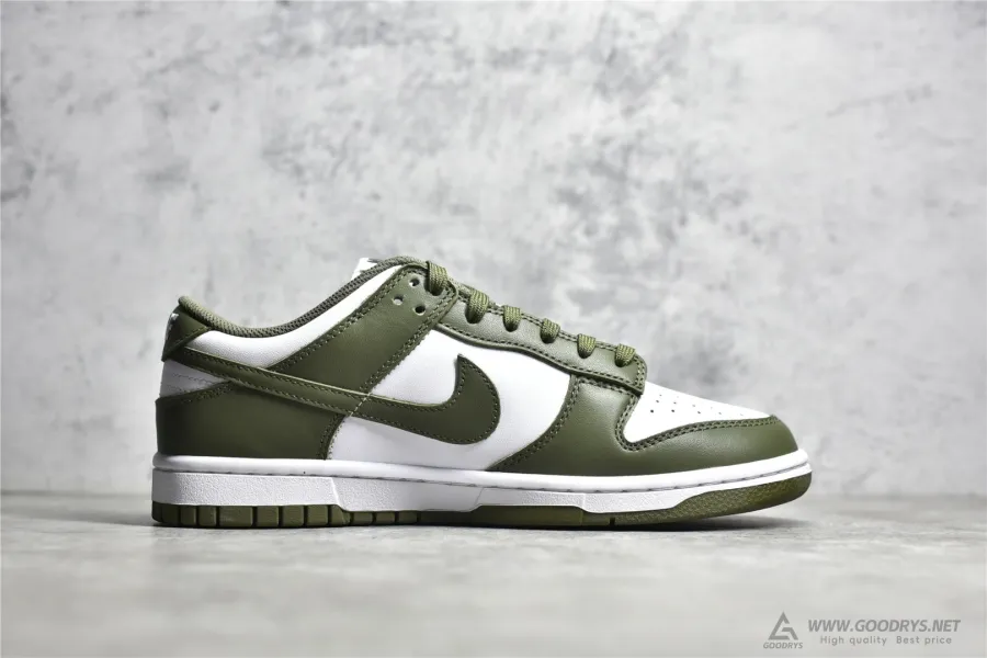 Dunk Low  Medium Olive