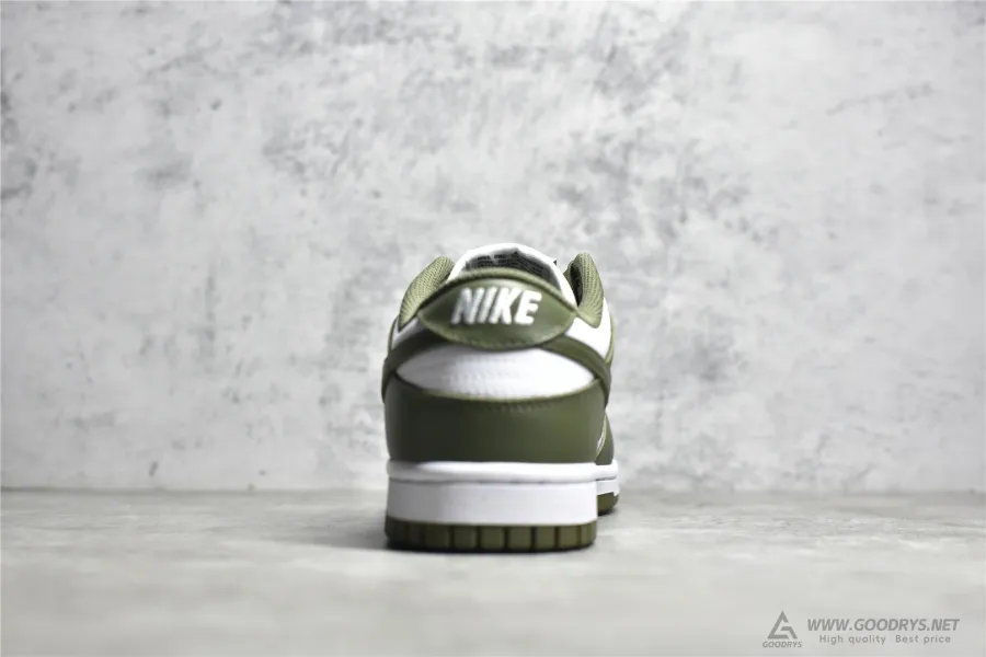 Dunk Low  Medium Olive