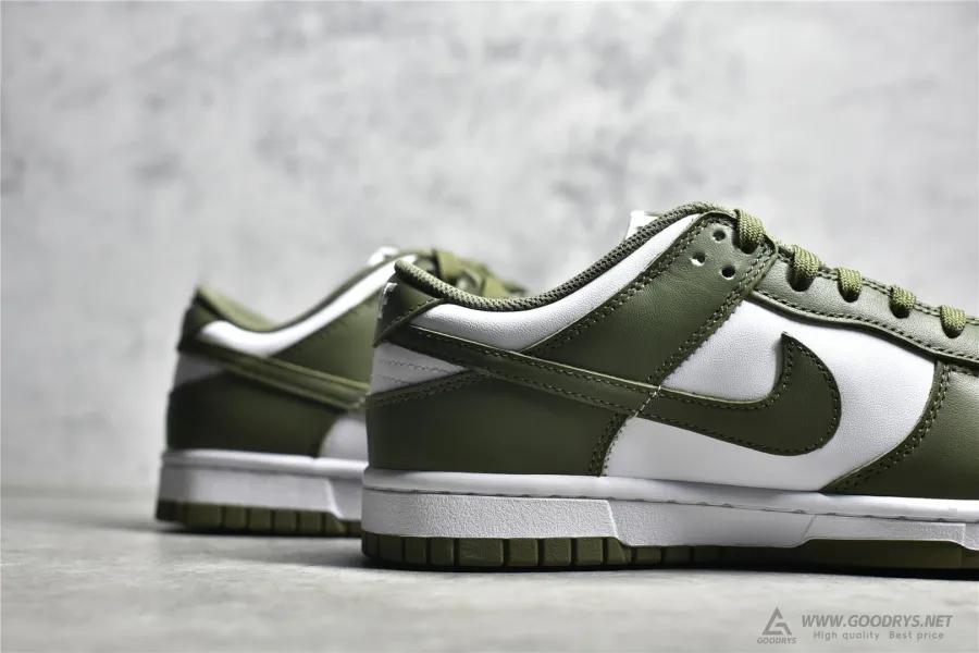 Dunk Low  Medium Olive