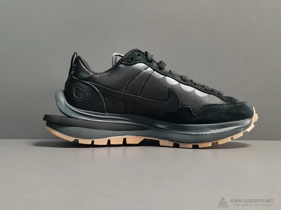 Nike Sacai Vaporwaffle Black Gum