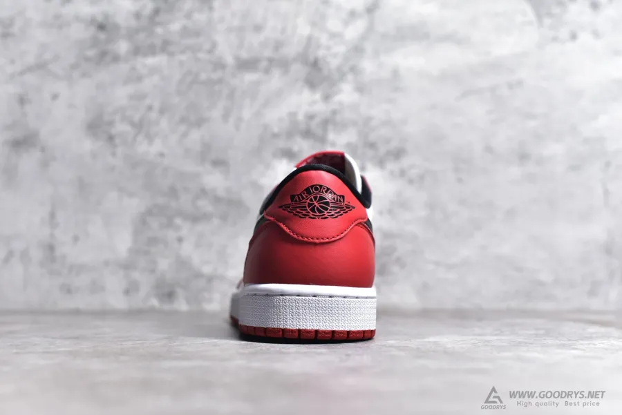 Air Jordan 1  Chicago