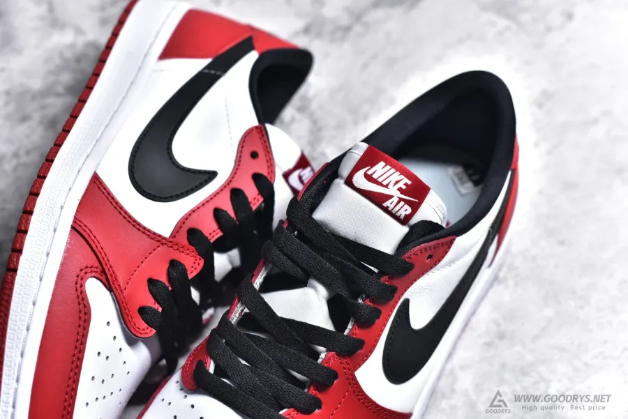 Air Jordan 1  Chicago