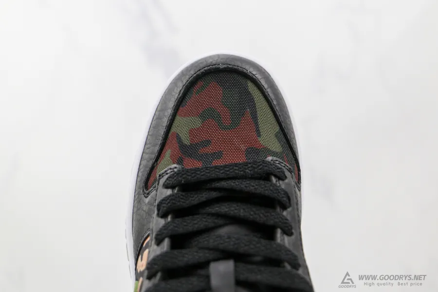 Dunk Low Se Black Multi-Camo 