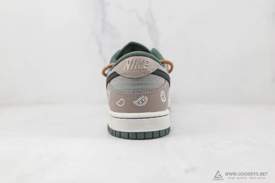 Dunk Low Se Multi Camo