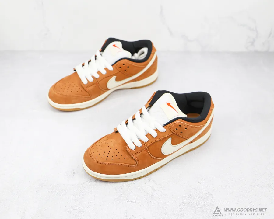 Nike Sb Dunk Low Russet Sail