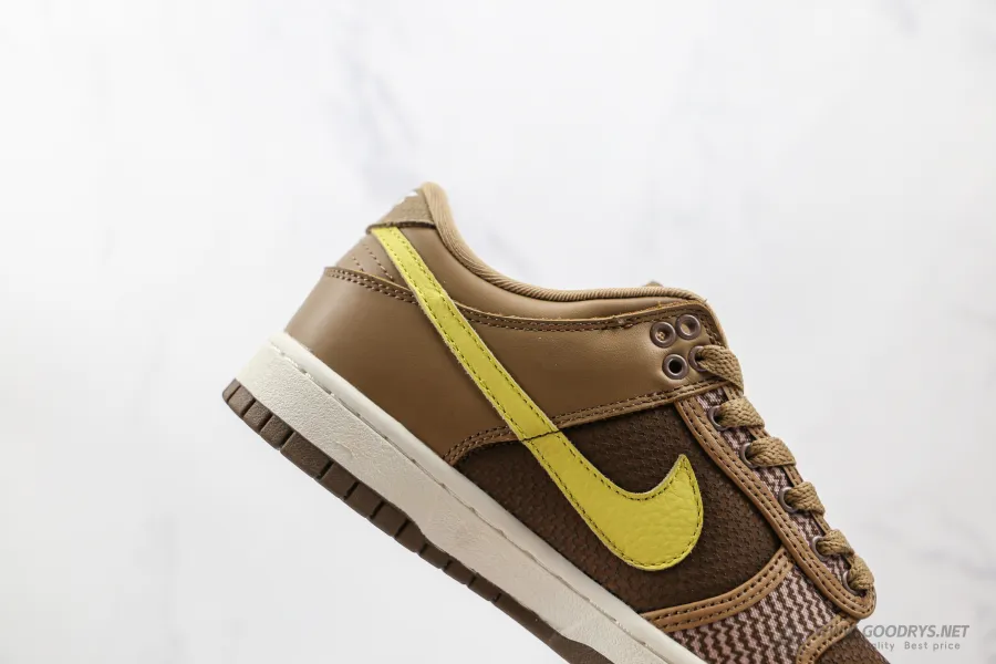 Dunk Low Undefeated - Canteen 