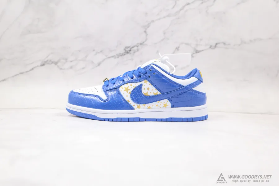 Nike Sb Dunk Low Stars Hyper Blue 