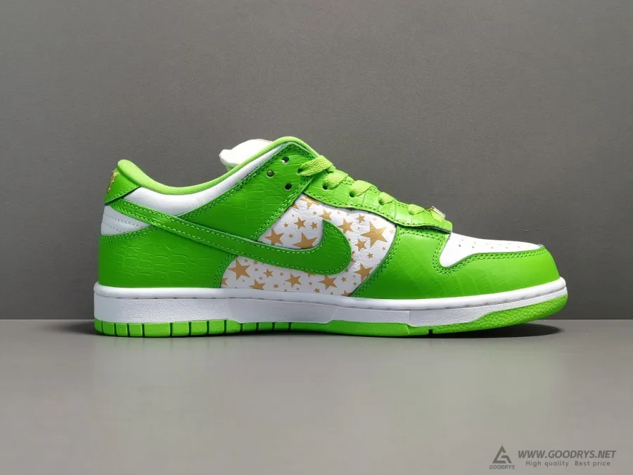 Sb Dunk Low Stars Mean Green