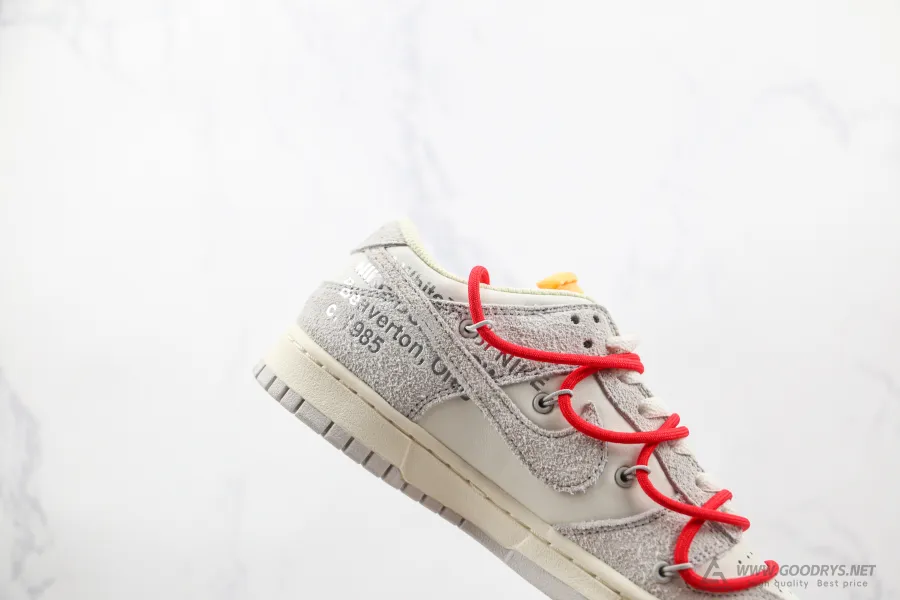 Off-White X Nike Dunk Low Lot 40 