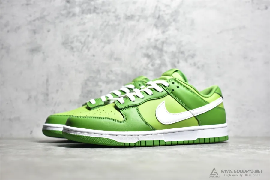 Nike Dunk Low  Chlorophyll