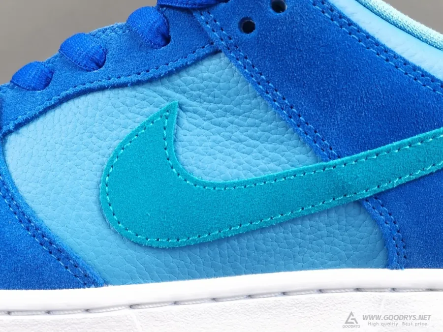 Dunk Lows Blue Raspberry