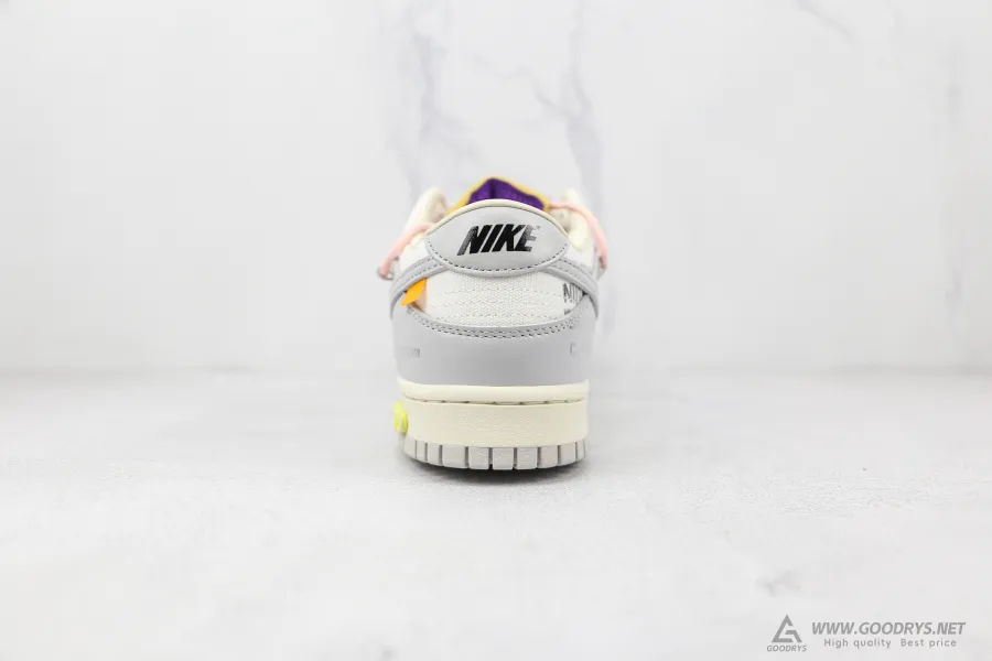 Off-White X Nike Dunk Low Lot 24